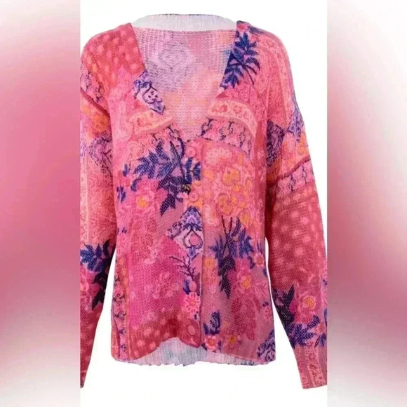 Venus Cardigan size Small - Picture 15 of 16